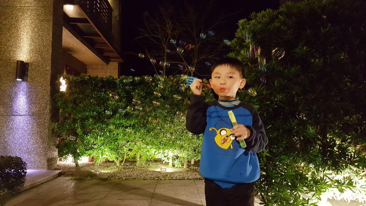 Peace Area Hot Spring Hotel Jiaoxi Luaran gambar